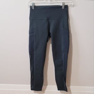 Fabletics XS Powerhold Leggings Dark Green